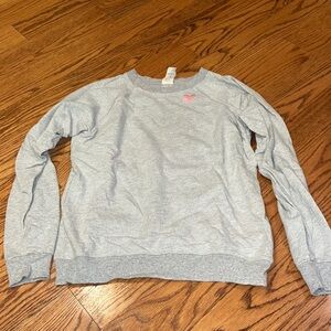 I.S.M.B.S Woman’s Grey Heart Crewneck Size XS/S